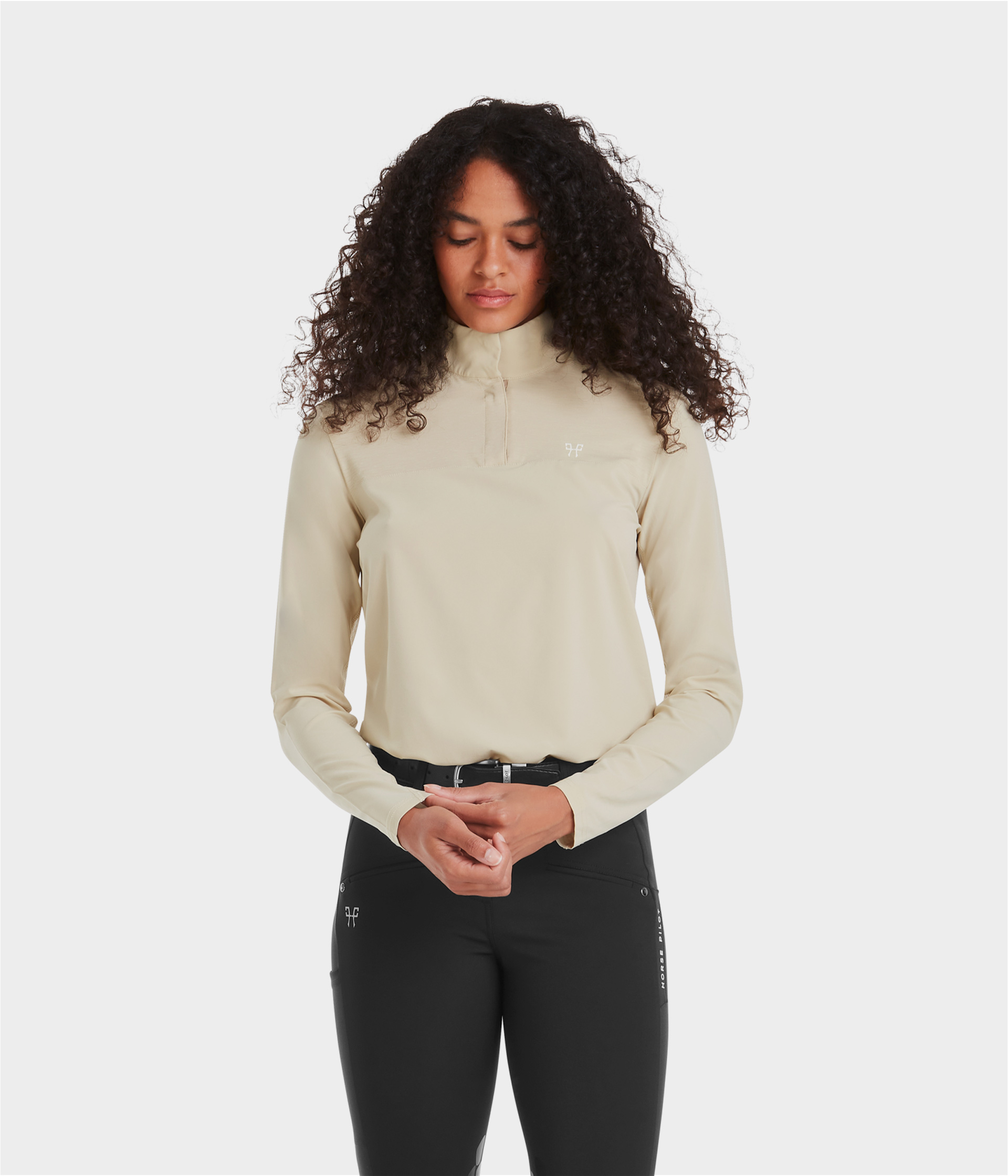 【HELLO SUNRISE】 HS Travelling Horse Tee /追跡付 Roped Horses on Tan Quarter Zip Sun Shirt – Espoir Equestrian